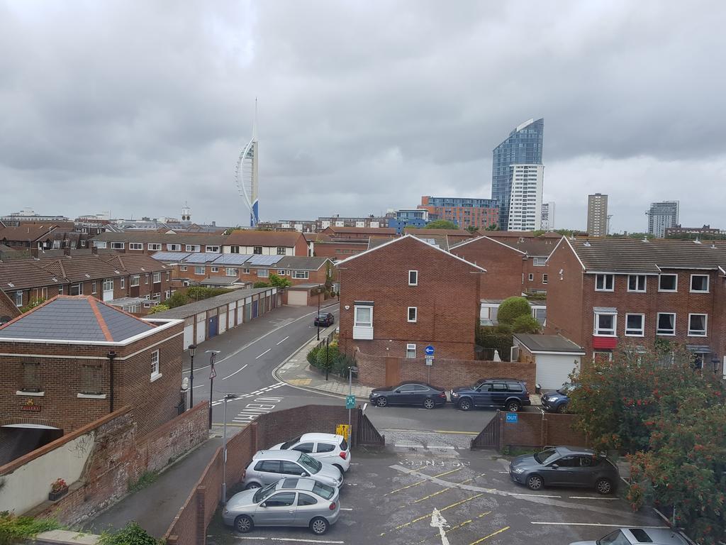 Ferienwohnung Braganza House Portsmouth Exterior foto